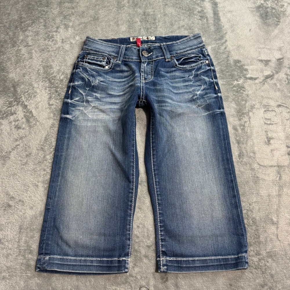 BKE Culture VTG Y2K Low Rise Capri Jeans Medium Wash Stretch Size 27